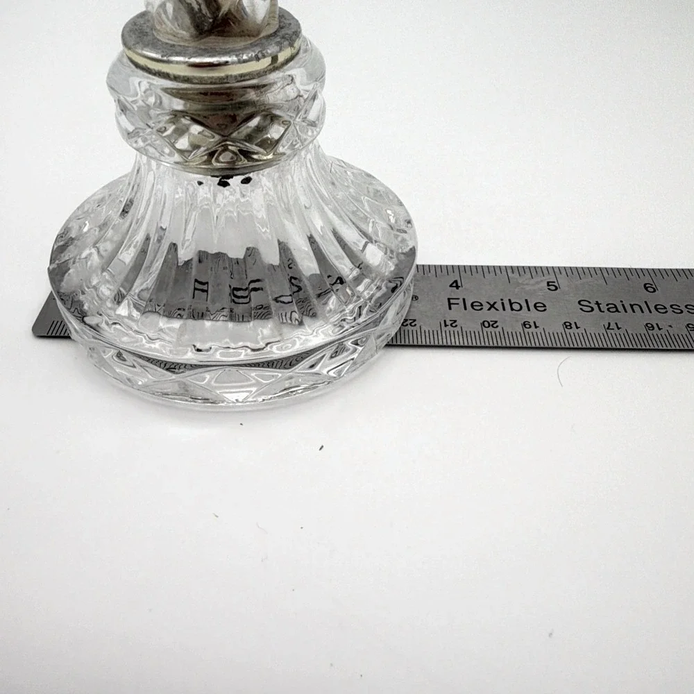 VTG Hollywood Regency Glass Lucite Metal 3-Ring Fingertip Towel Stand